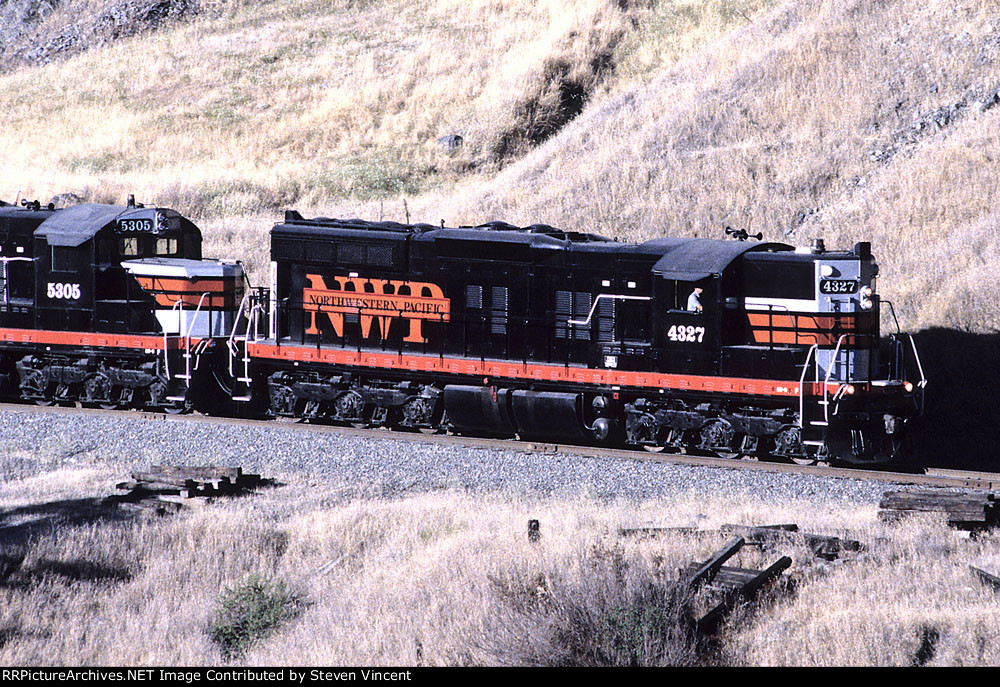 Northwestern Pacific SD9's NWP #4327 & #5305 head north to Willits.
